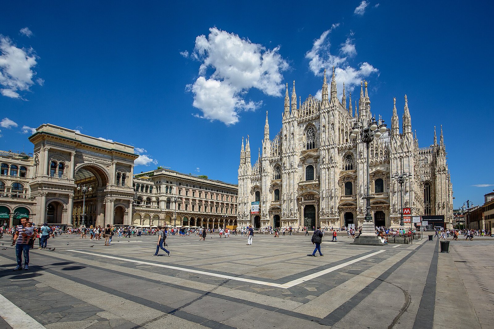 Milan & the Lakes