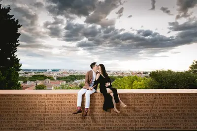 Honeymoon photoshoot in Rome by Luigi O