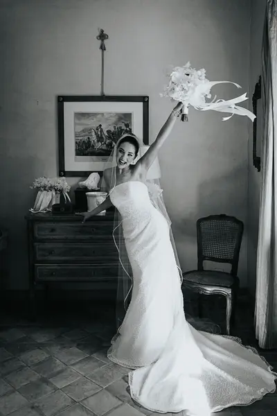 Wedding photoshoot on the Amalfi Coast by Luigi O