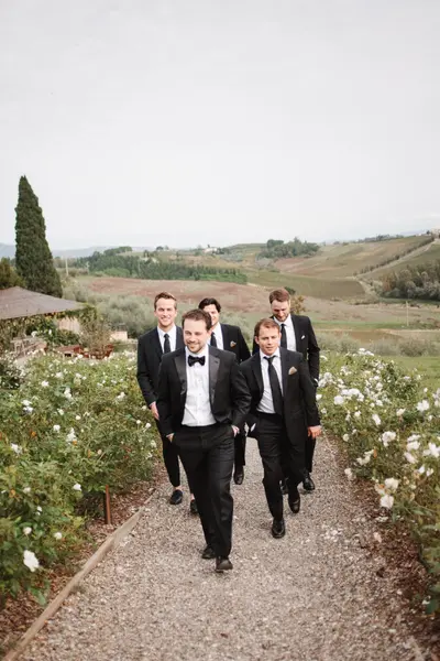 Wedding photoshoot in Val d'Orcia by Yana V