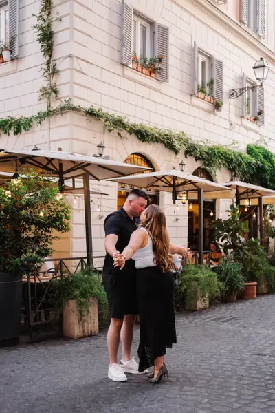 Couples photoshoot in Rome by Yana V