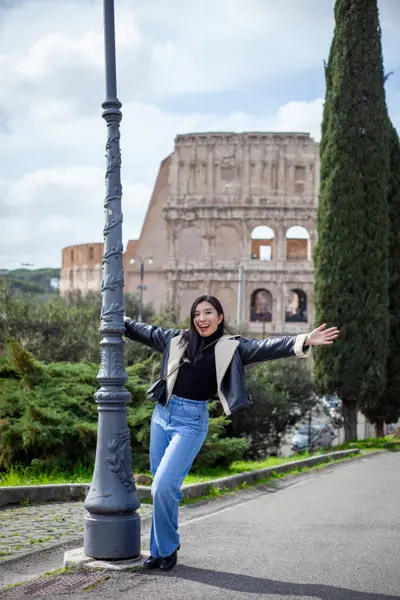Solo Portrait photoshoot in Rome by Faith B