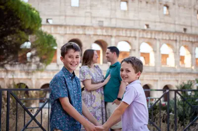 Family photoshoot in Rome by Faith B
