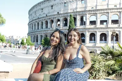 Friends Trip photoshoot in Rome by Moris P