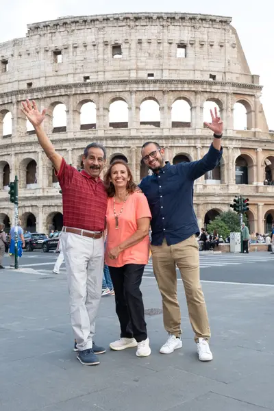 Friends Trip photoshoot in Rome by Moris P