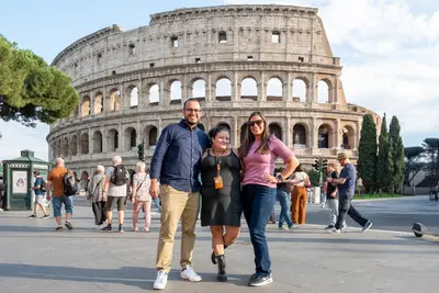 Friends Trip photoshoot in Rome by Moris P