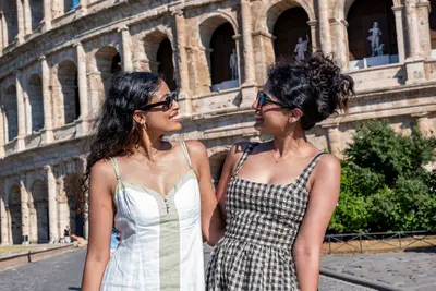 Friends Trip photoshoot in Rome by Moris P