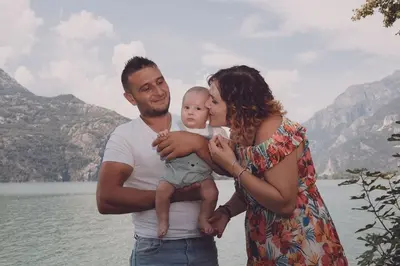 Family photoshoot on Lake Como by Fabrizio A