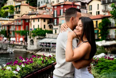 Proposal photoshoot on Lake Como by Magda M