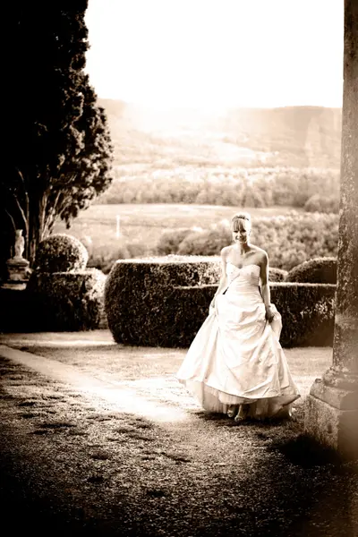 Wedding photoshoot in the Val d'Orcia by Adamo M
