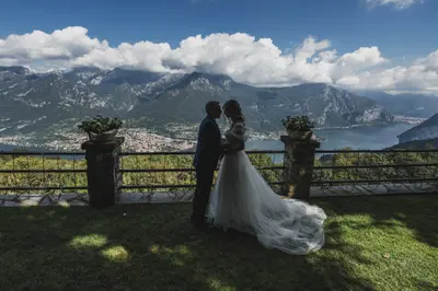 Wedding photoshoot on Lake Como by Gianluca M
