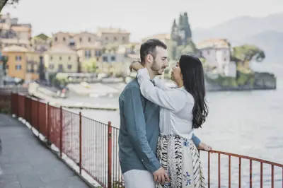Engagement photoshoot on Lake Como by Gianluca M