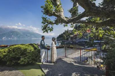 Engagement photoshoot on Lake Como by Gianluca M