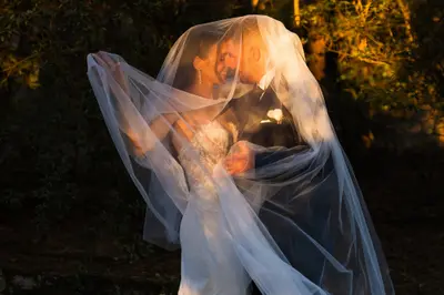 Wedding photoshoot on Lake Como by Gianluca M