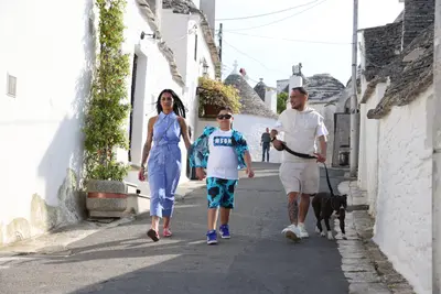 Family photoshoot in Alberobello by Dalila G