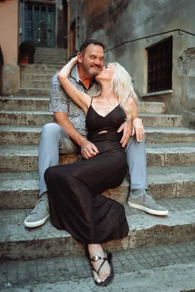 Couples photoshoot in Rome by Rosario C