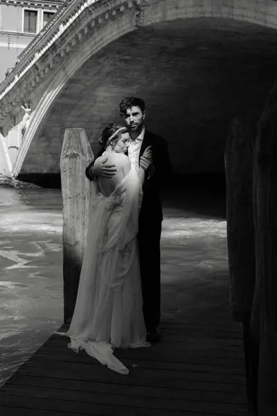 Honeymoon photoshoot in Venice by Gianmarco V