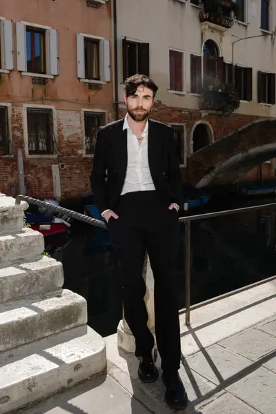 Honeymoon photoshoot in Venice by Gianmarco V