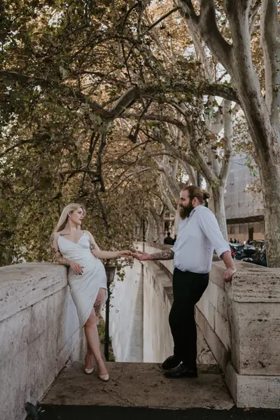 Couples photoshoot in Rome by Georgiana A