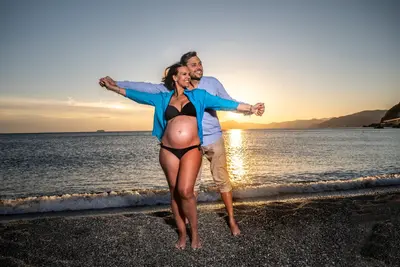 Maternity photoshoot by Cristian U