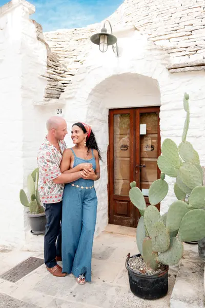 Engagement photoshoot in Alberobello by Luigi P