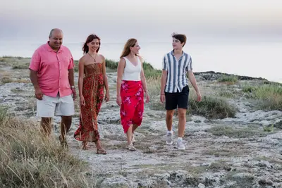 Family photoshoot in Otranto by Luigi P