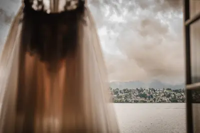 Wedding photoshoot on Lake Como by Luigi P
